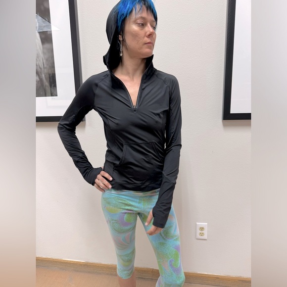 Lululemon 4 Black Spandex Hoody - Picture 2 of 12